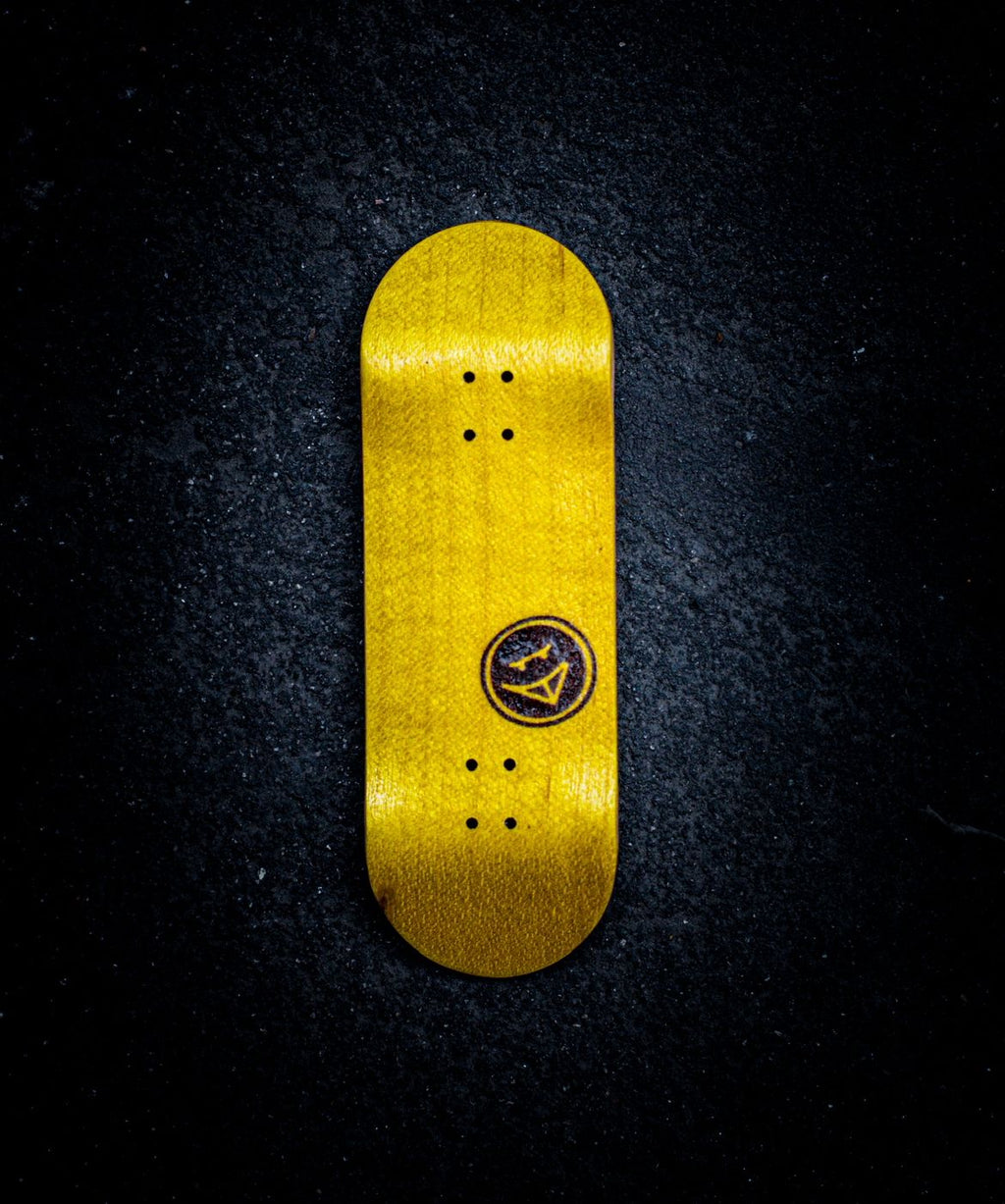 AGUSB MINI LOGO YELLOW COMPLETA