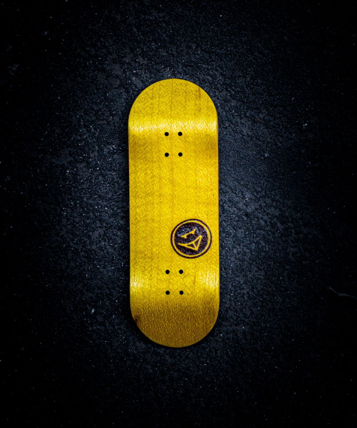 AGUSB MINI LOGO YELLOW COMPLETA